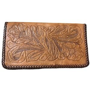 Vintage Hand Tooled Leather Bi fold Wallet Floral Design 60s